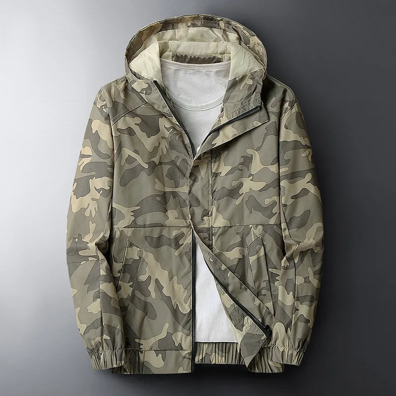Veste Camouflage Homme Royan – Blouson Coupe-Vent Déperlant à Capuche Style Camouflage Années 70
