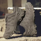 Chaussures de Randonnée Imperméables Homme Pyrénées – Bottines Tactiques Montantes à Semelle Crantée